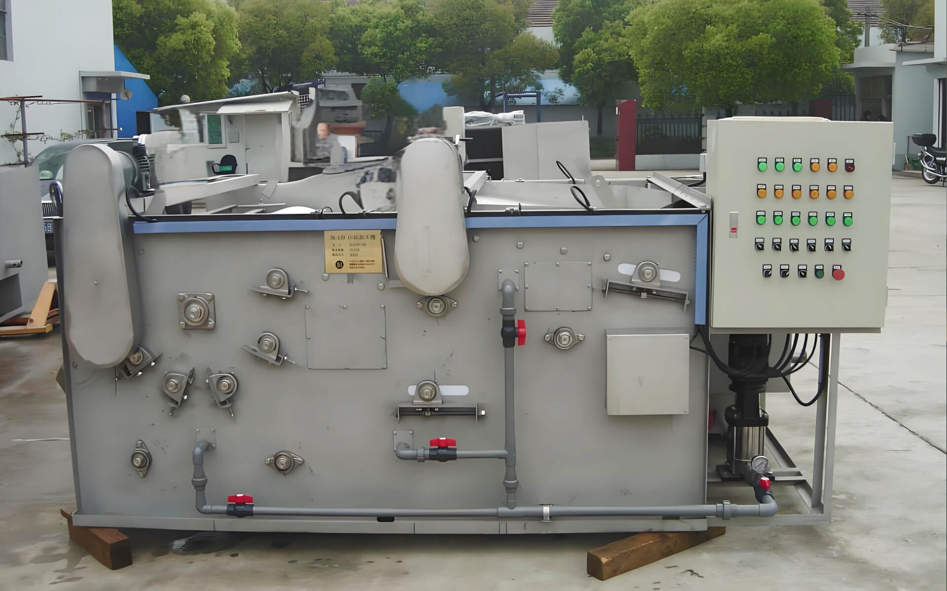 DYI系列植毛带式污泥脱水机 DYI系列植毛带式污泥脱水机